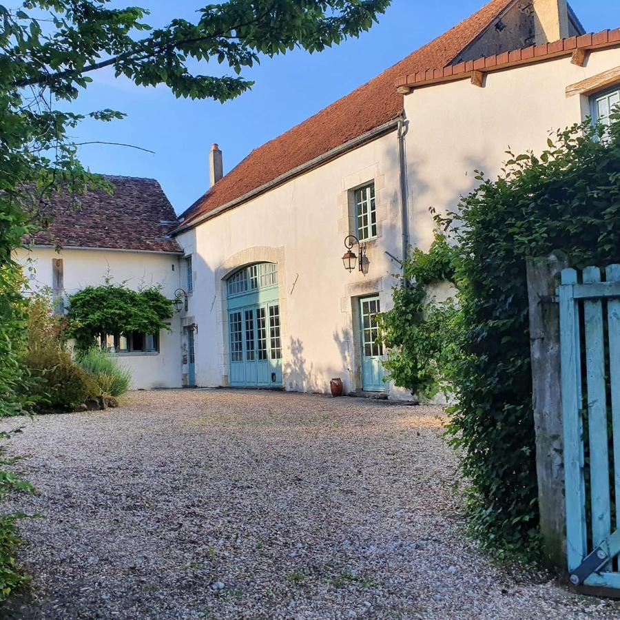 Ferme Equestre & Chambres D'Hotes Gateau Stables Proche Guedelon Saint-Amand-en-Puisaye ภายนอก รูปภาพ